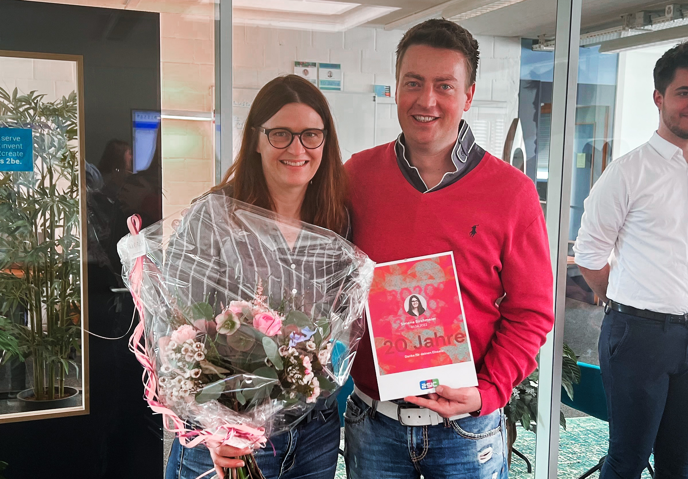 Gratulation zum 20-Jahr-Jubiläum, Simone